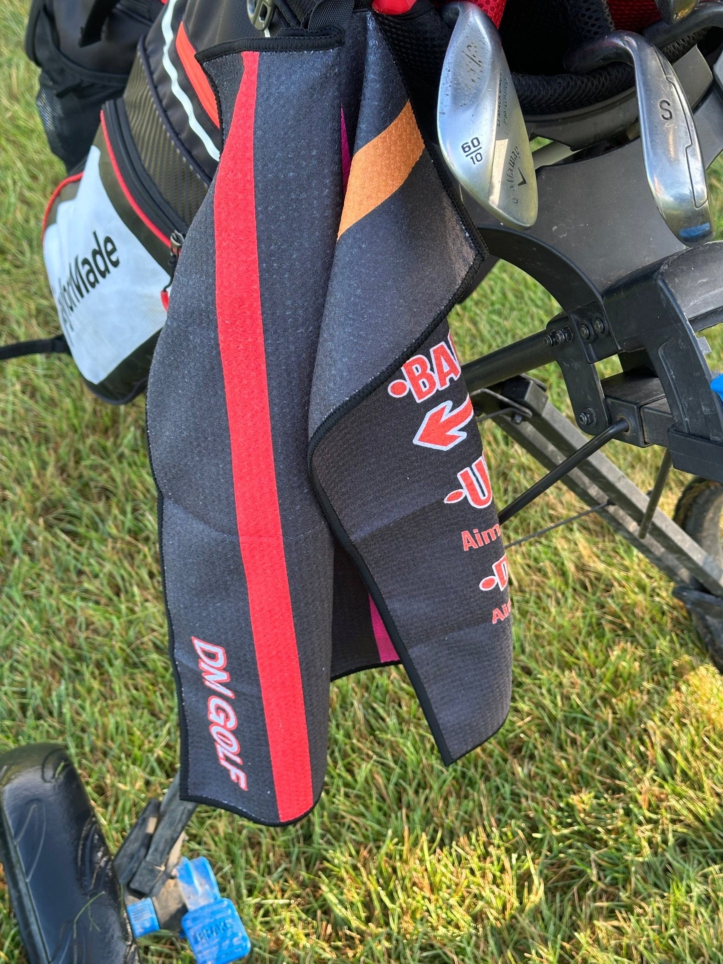The Caddy Towel - Part towel. Part cheat sheet. Fully essential.Premium waffle microfiber – Not your average rag. - DM Golf